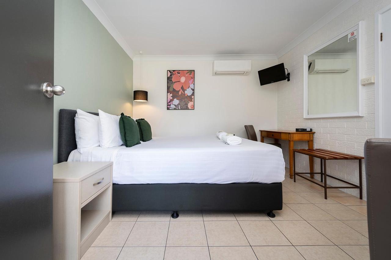 Fern Bay Motel Kültér fotó