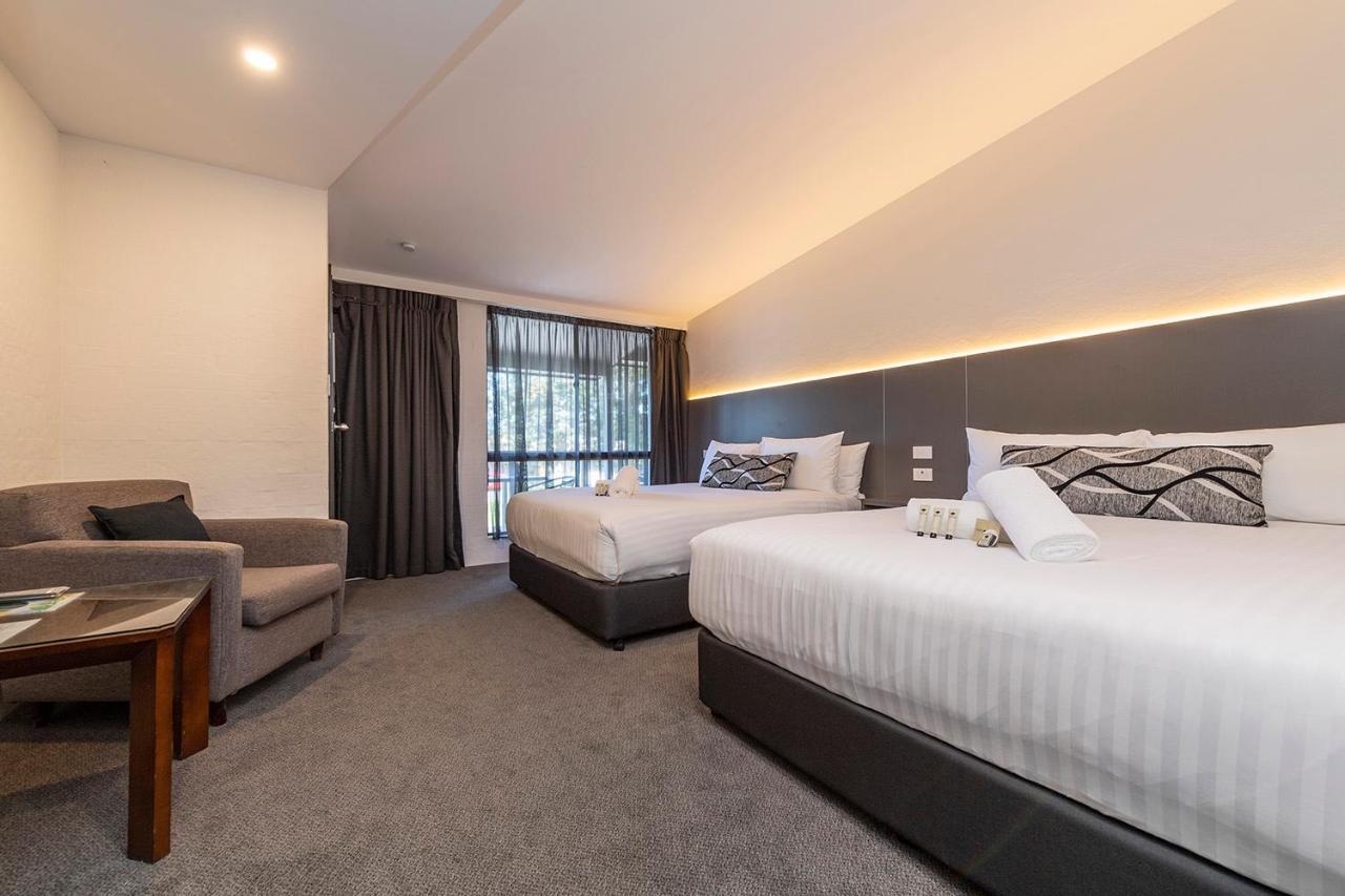 Fern Bay Motel Kültér fotó