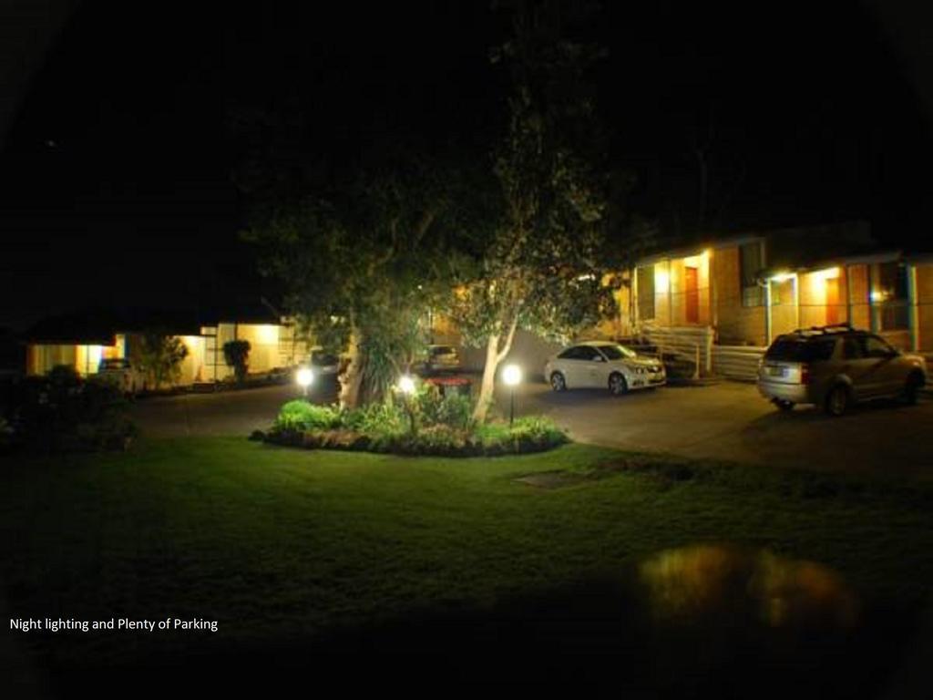 Fern Bay Motel Kültér fotó