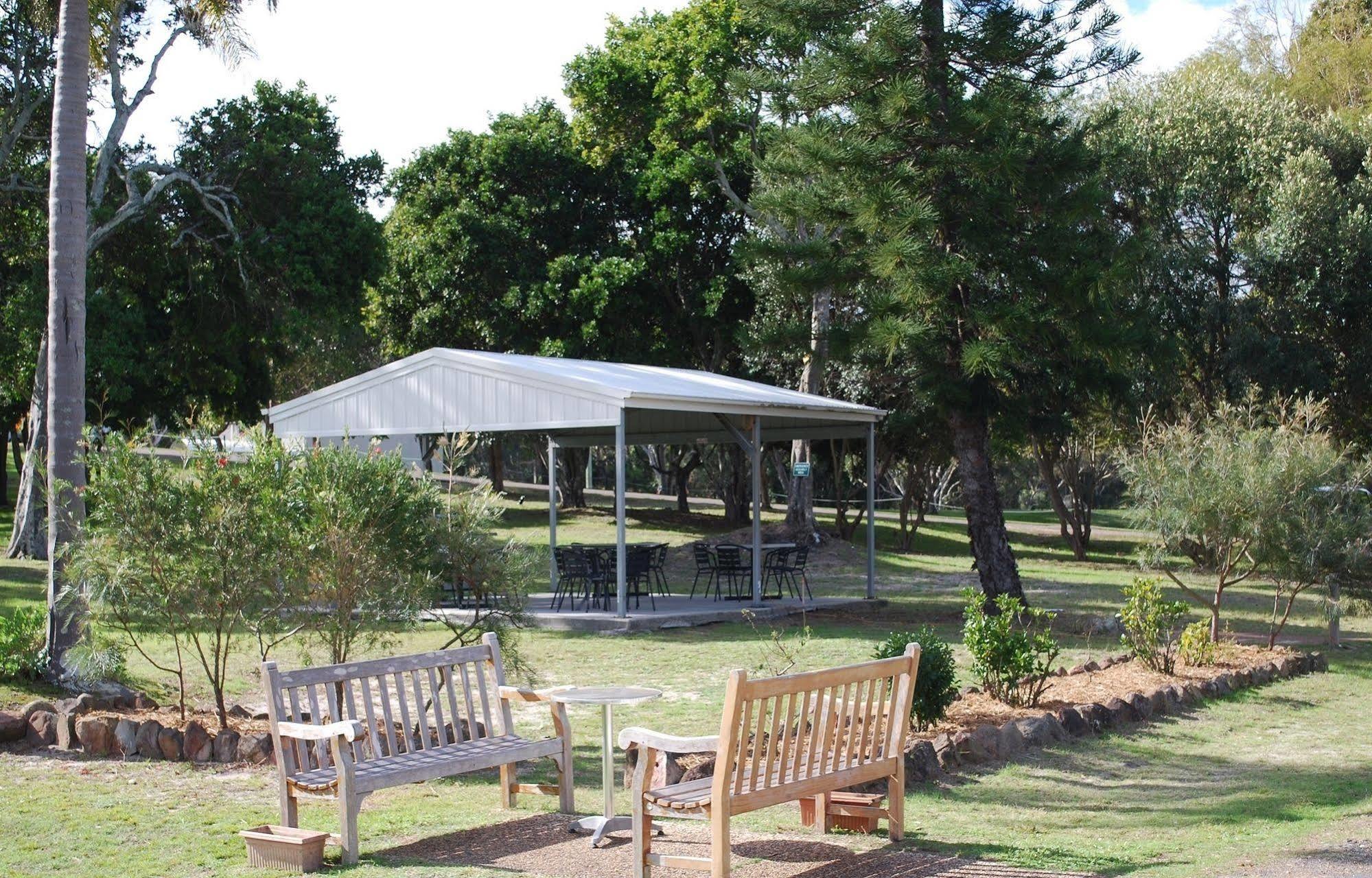 Fern Bay Motel Kültér fotó